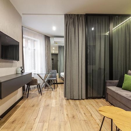 Studio Near Opera Lwów Zewnętrze zdjęcie