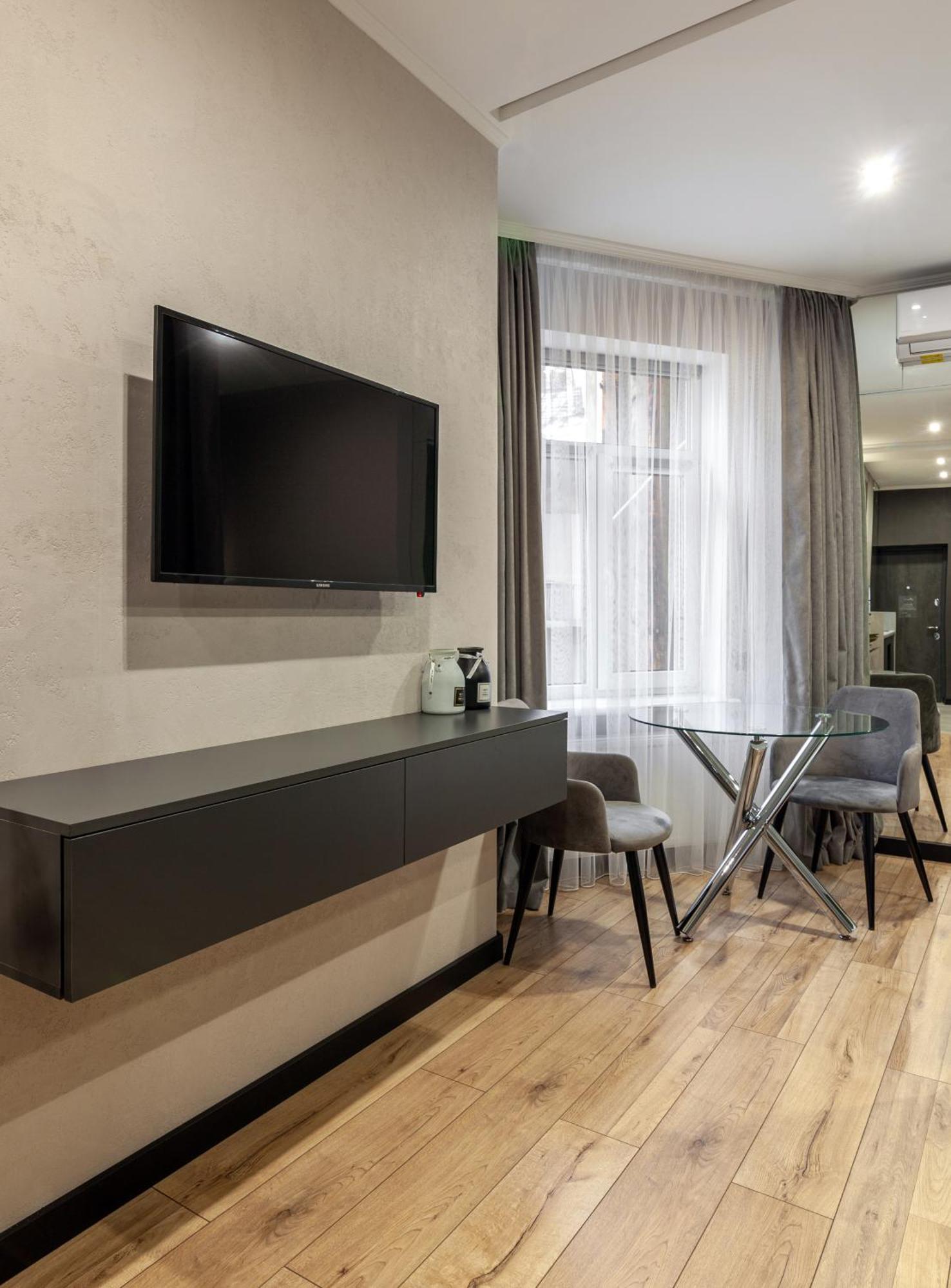 Studio Near Opera Lwów Zewnętrze zdjęcie